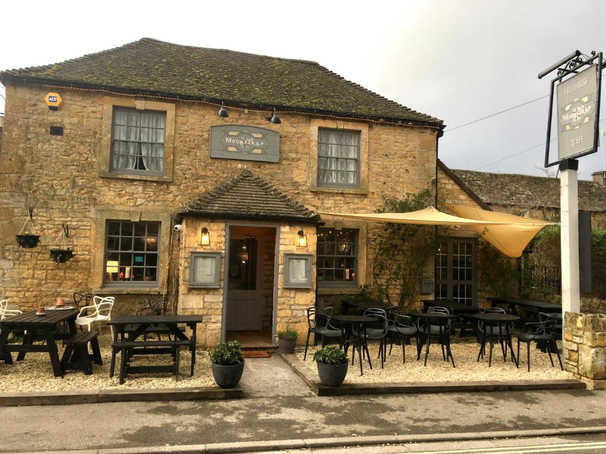 Bourton-on-the-Water The Mousetrap Inn מראה חיצוני תמונה